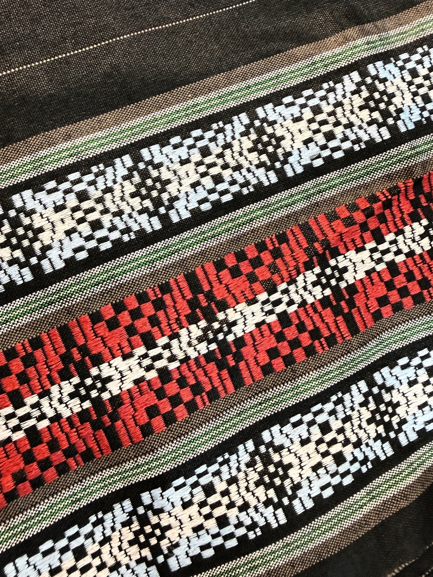 Silky Malong - Black