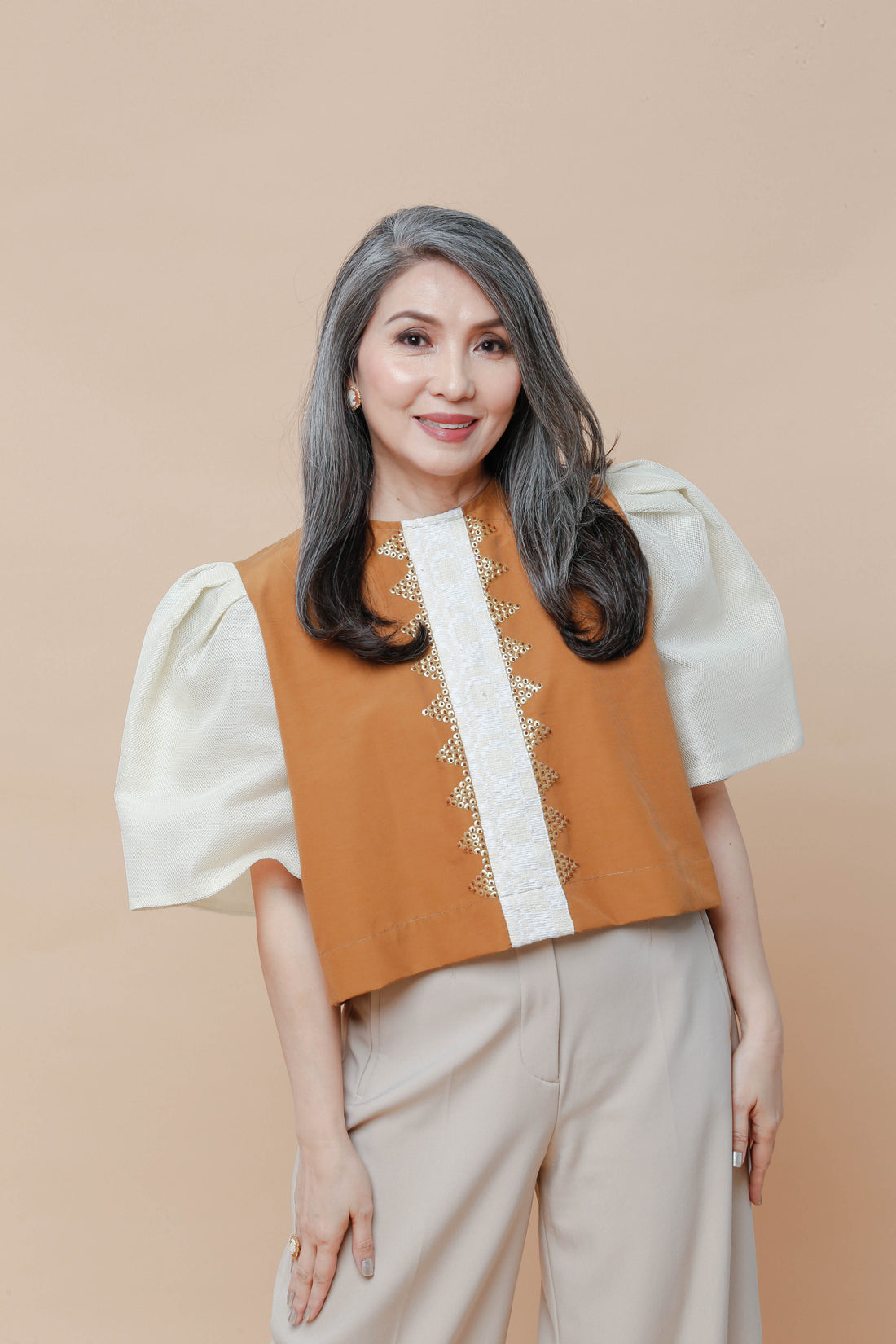 Blusa Brown Cream with Beadworks
