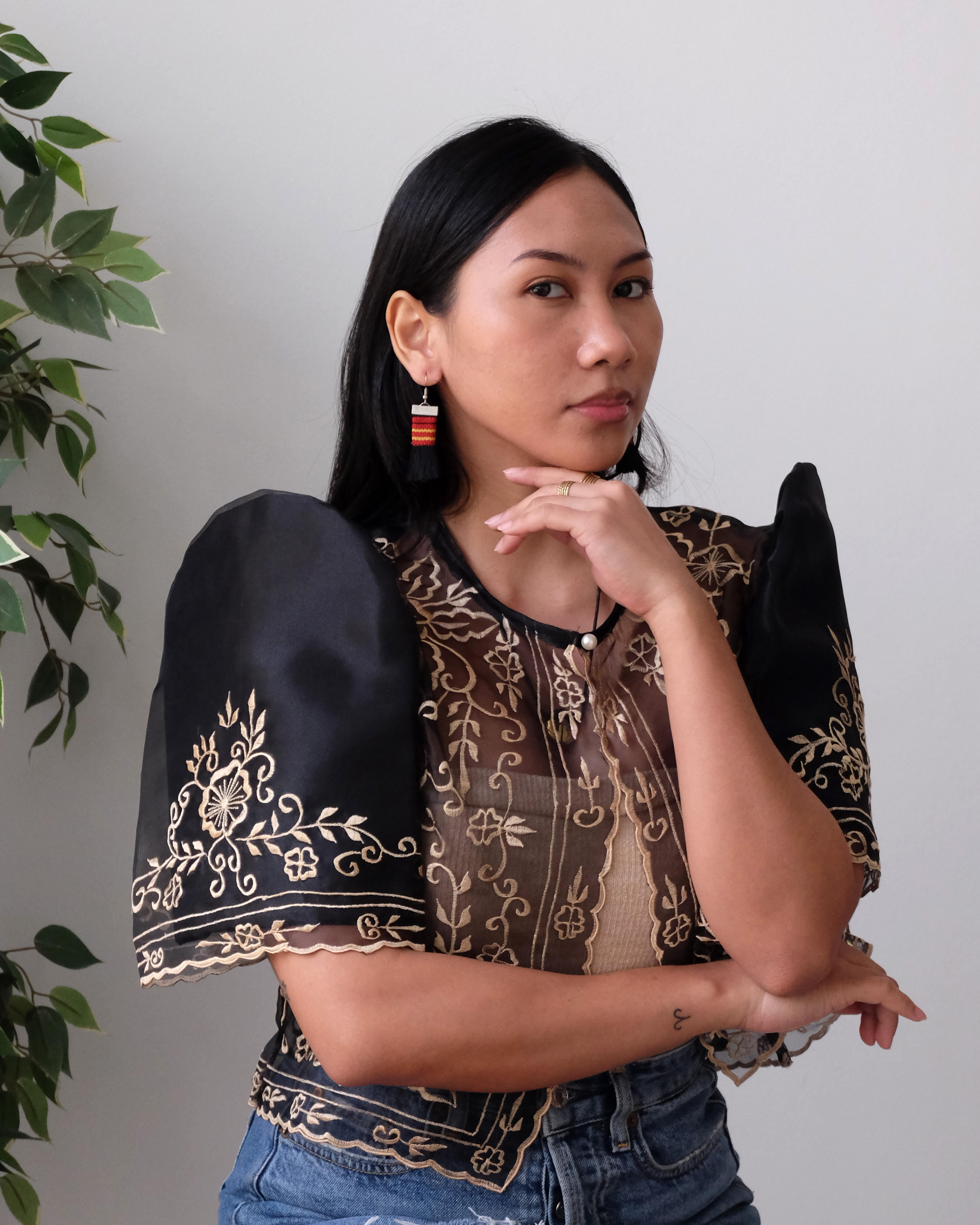 Rosal Butterfly Sleeve Bolero – Black | Narra Studio