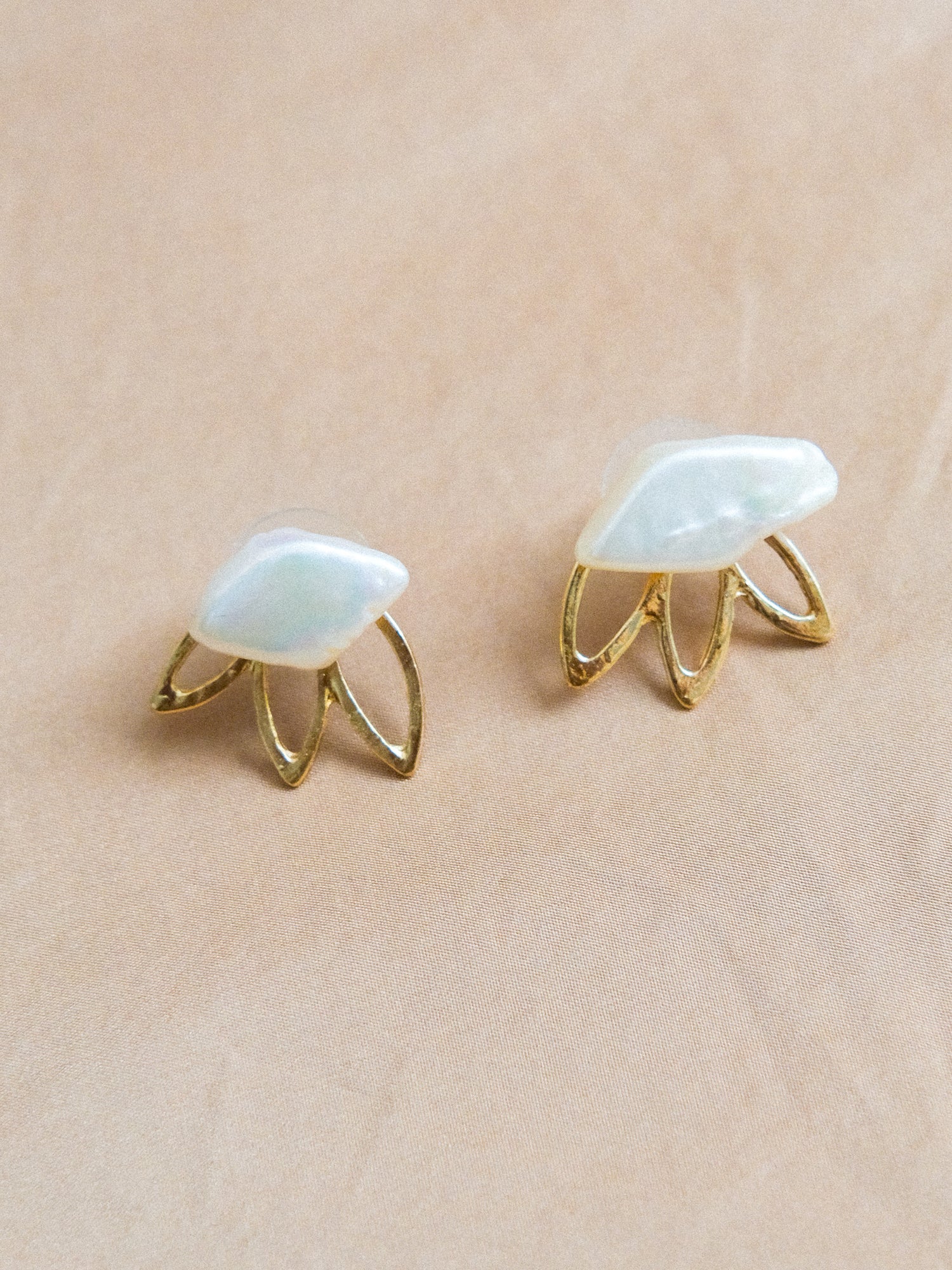 Perla Vida Stack Earrings