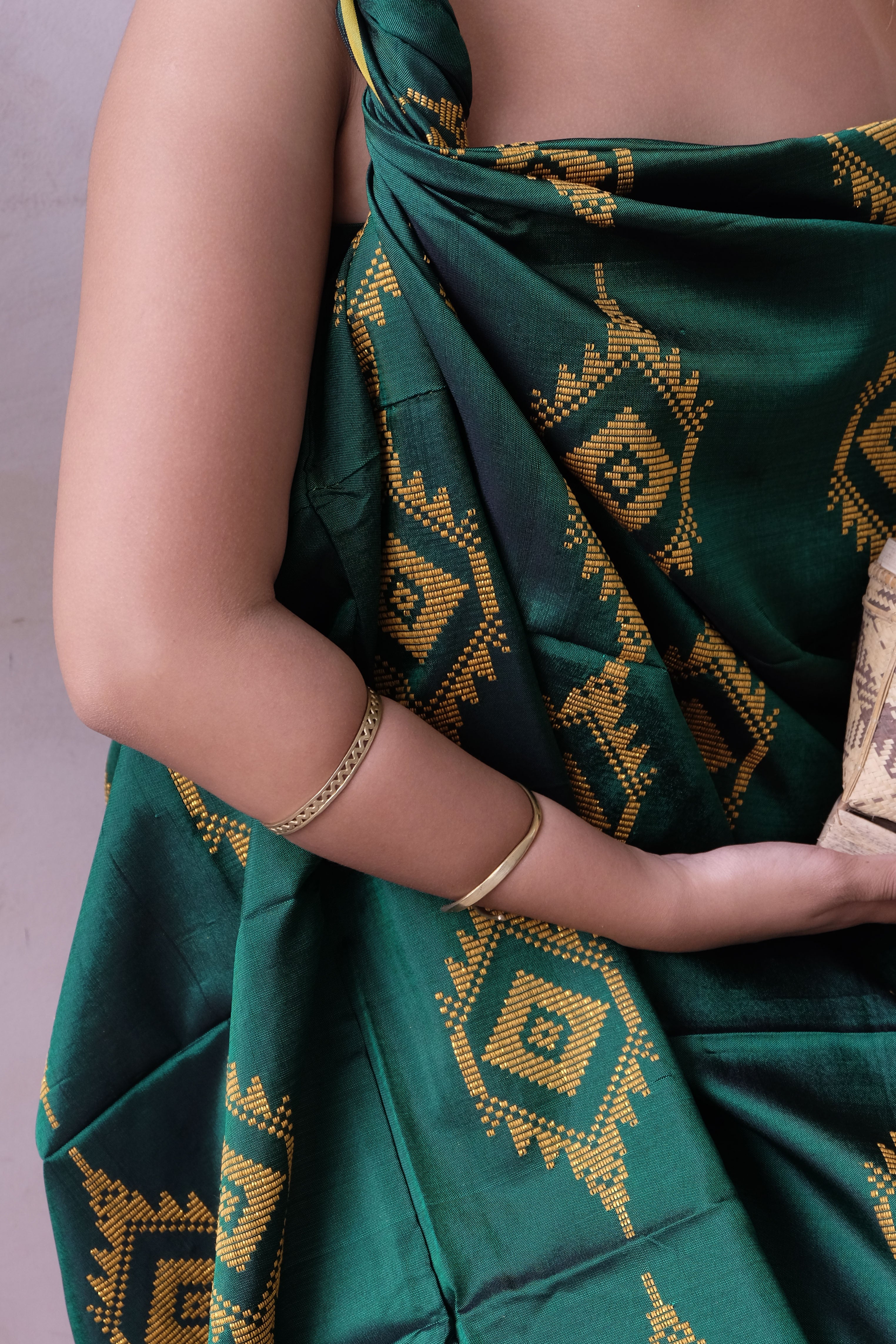 Handwoven Malong - Green and Gold