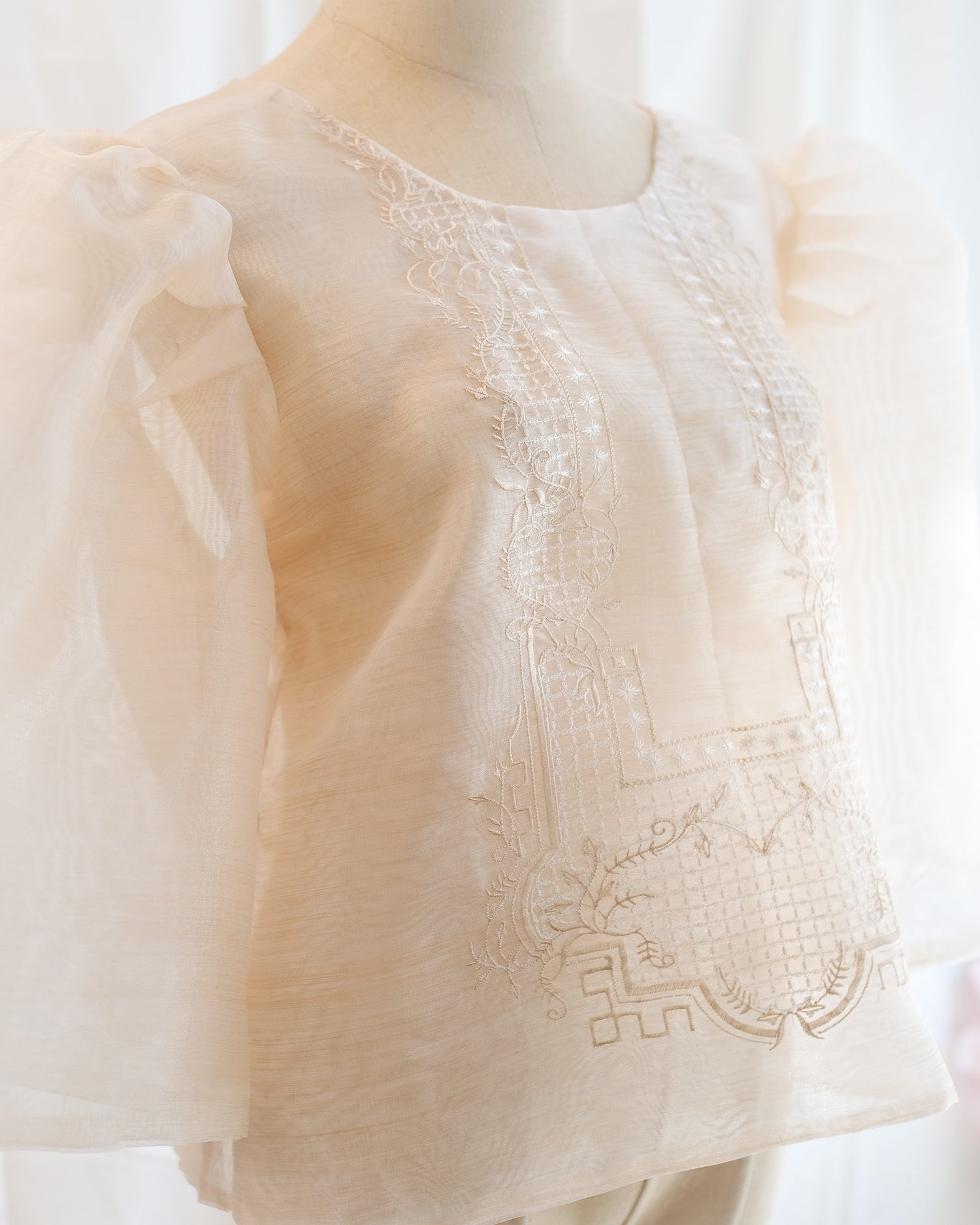 Dahon Filigree Camisa – Cream | Narra Studio