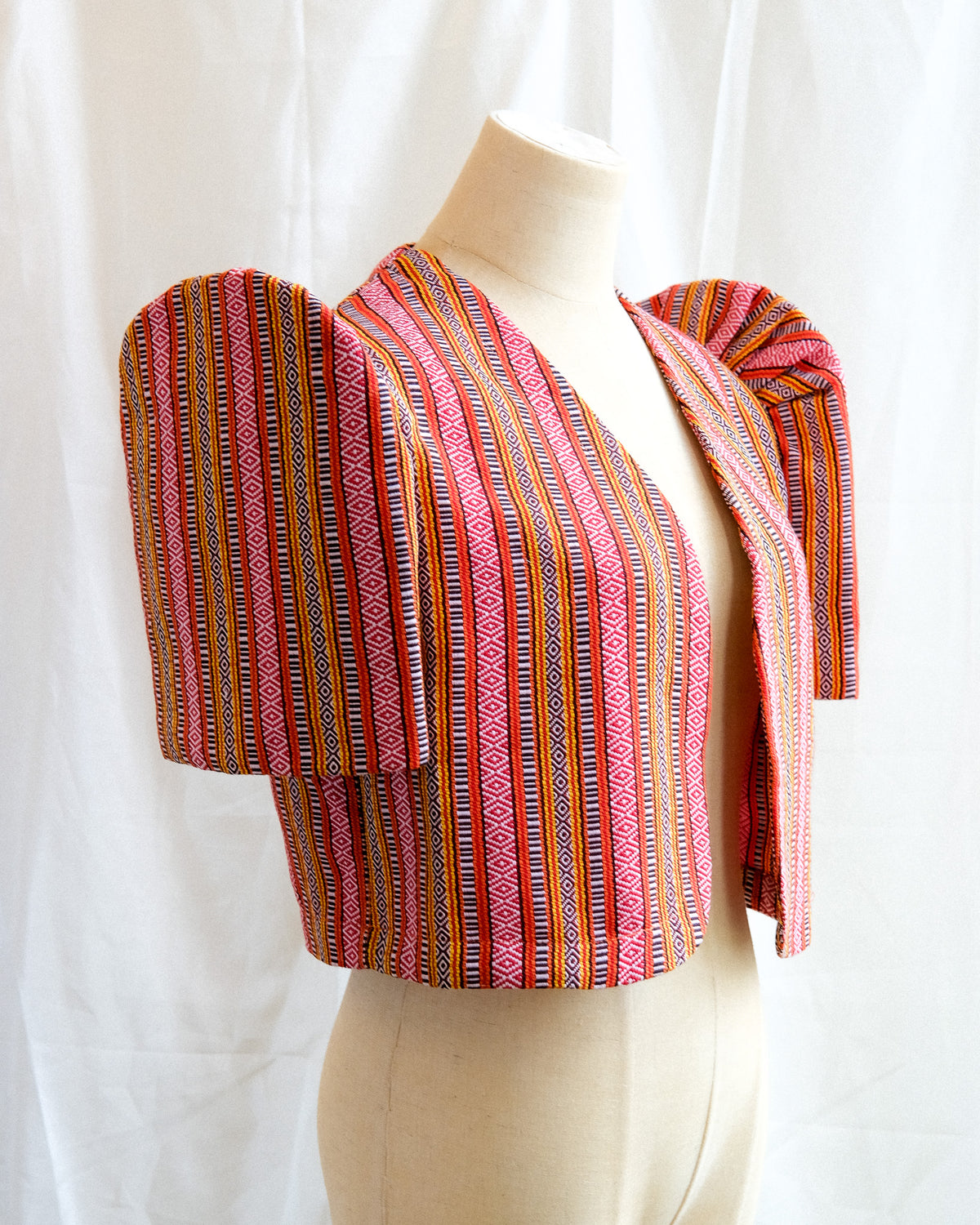 Handwoven Butterfly Sleeve Bolero - Lilaktob - Red