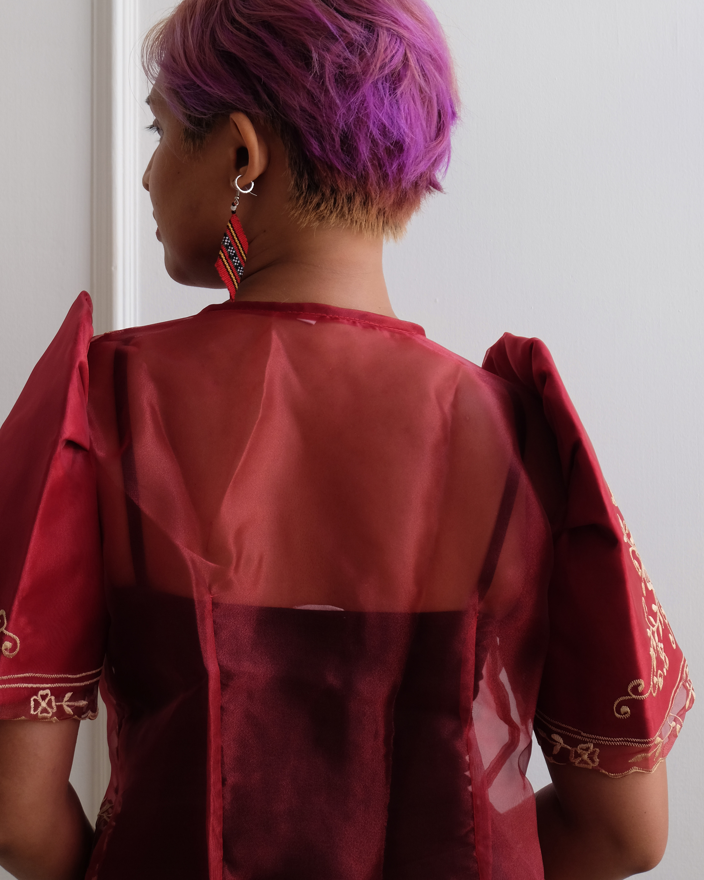 Rosal Butterfly Sleeve Bolero – Maroon | Narra Studio