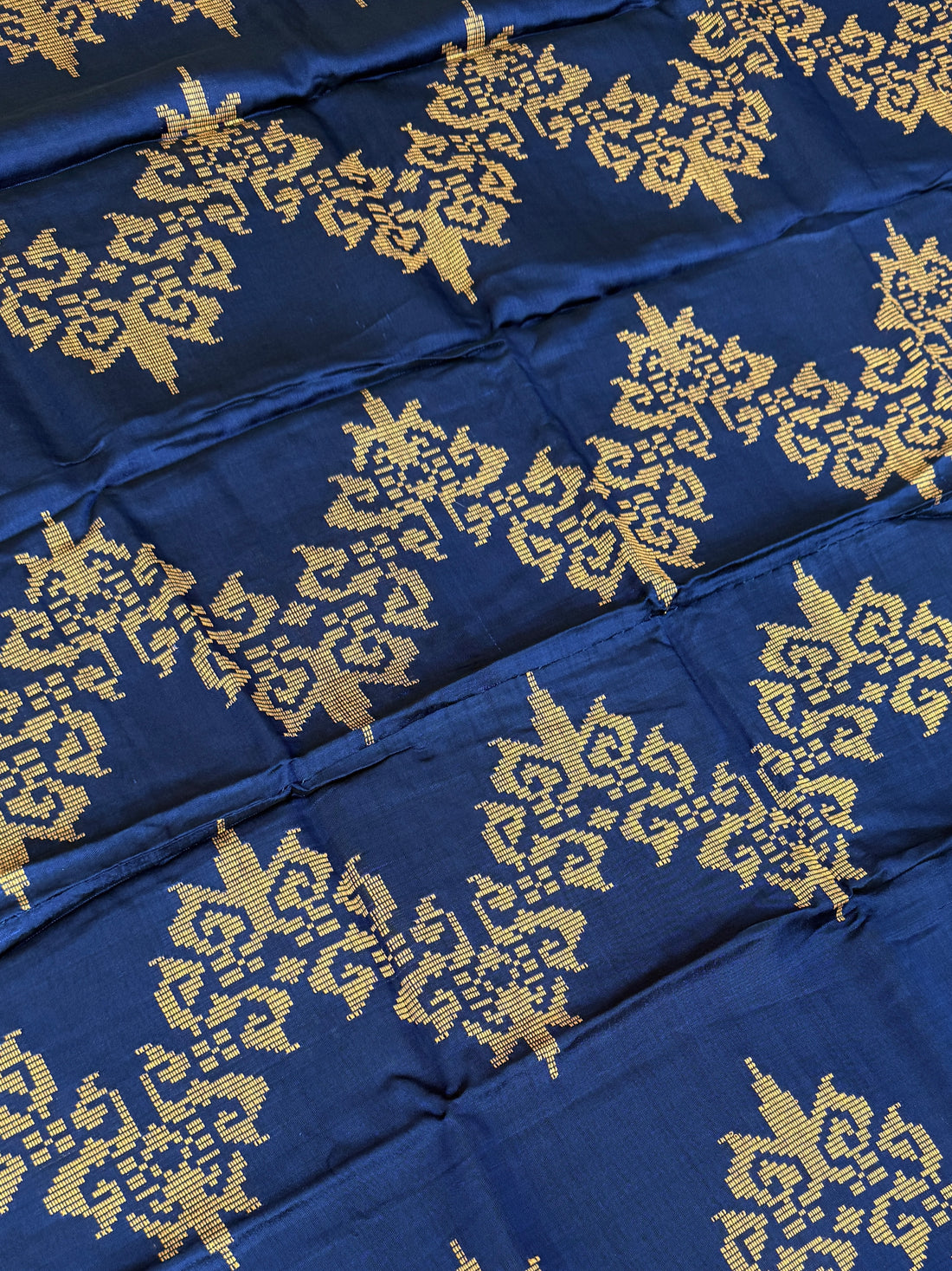 Handwoven Malong - Royal Blue and Gold