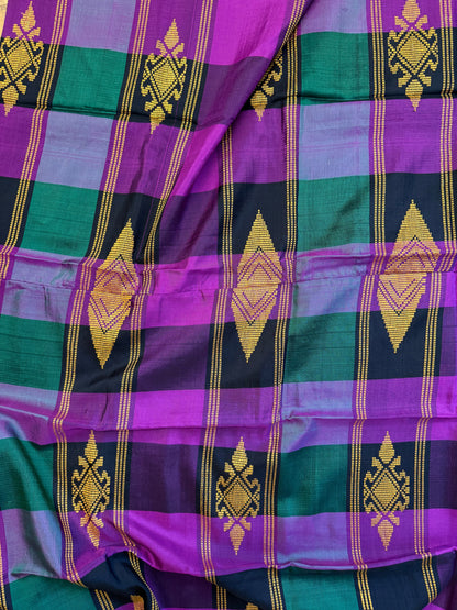 Handwoven Malong Magenta and Green malong