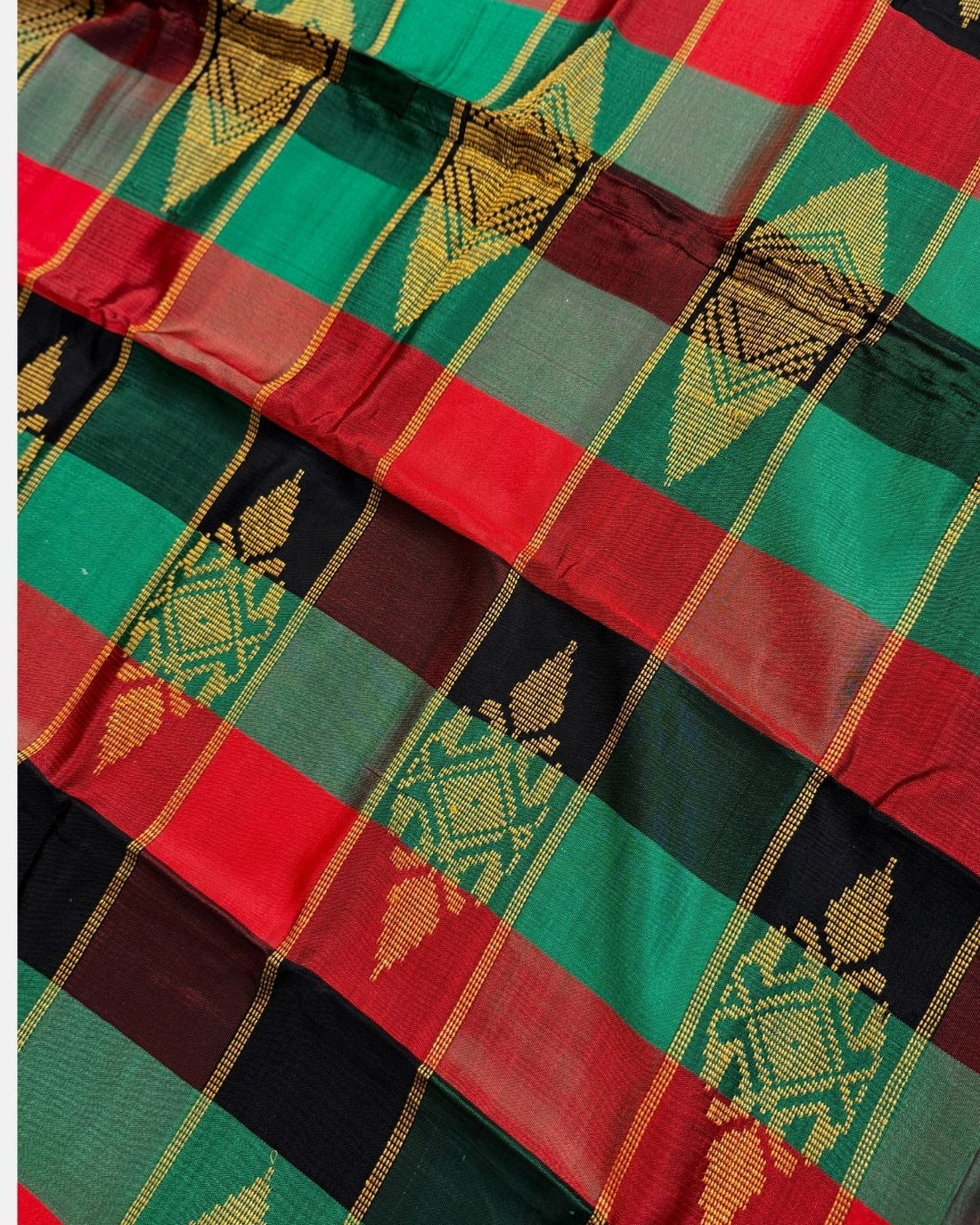 Handwoven Malong - Red Green and Black malong