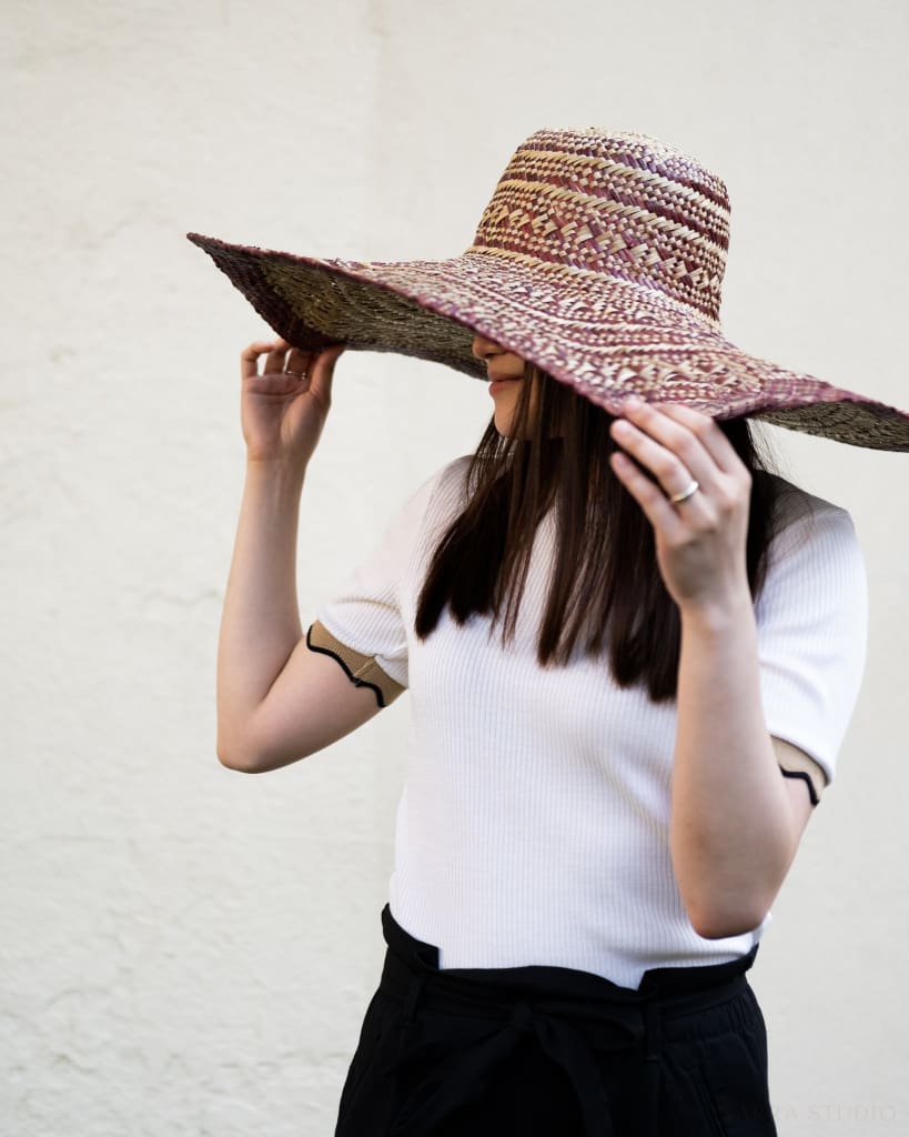 Red best sale beach hat