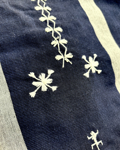 Embroidered Navy Tapis Wrap/Blanket tapis