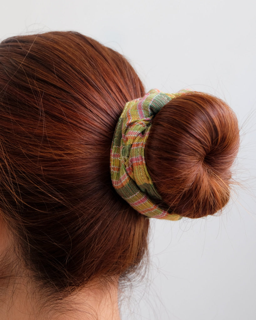 Handwoven Green Kantarines Scrunchie