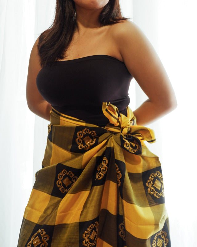 Handwoven Yellow And Black Checked Malong Malong