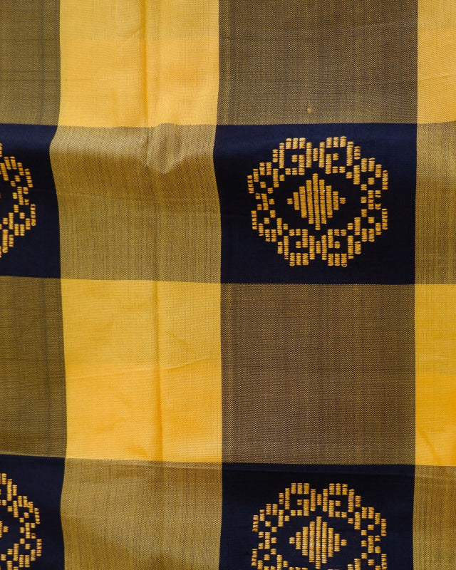 Handwoven Yellow And Black Checked Malong Malong