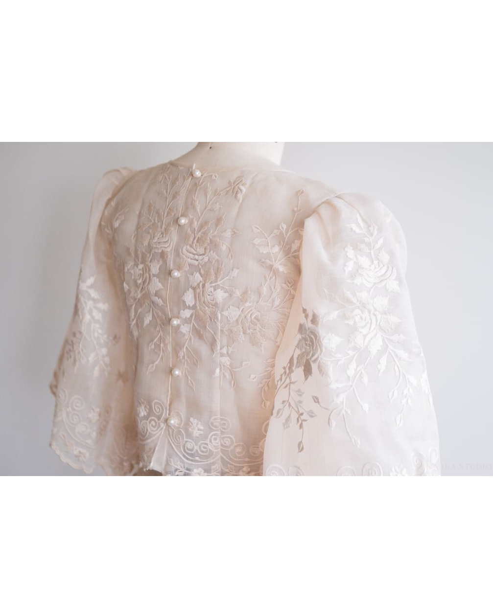 Heirloom Rose Filipiniana Set – Ivory (Made to Order) | Narra Studio